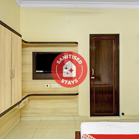 Oyo Flagship 84655 S S Guest House Kolkata Exterior photo